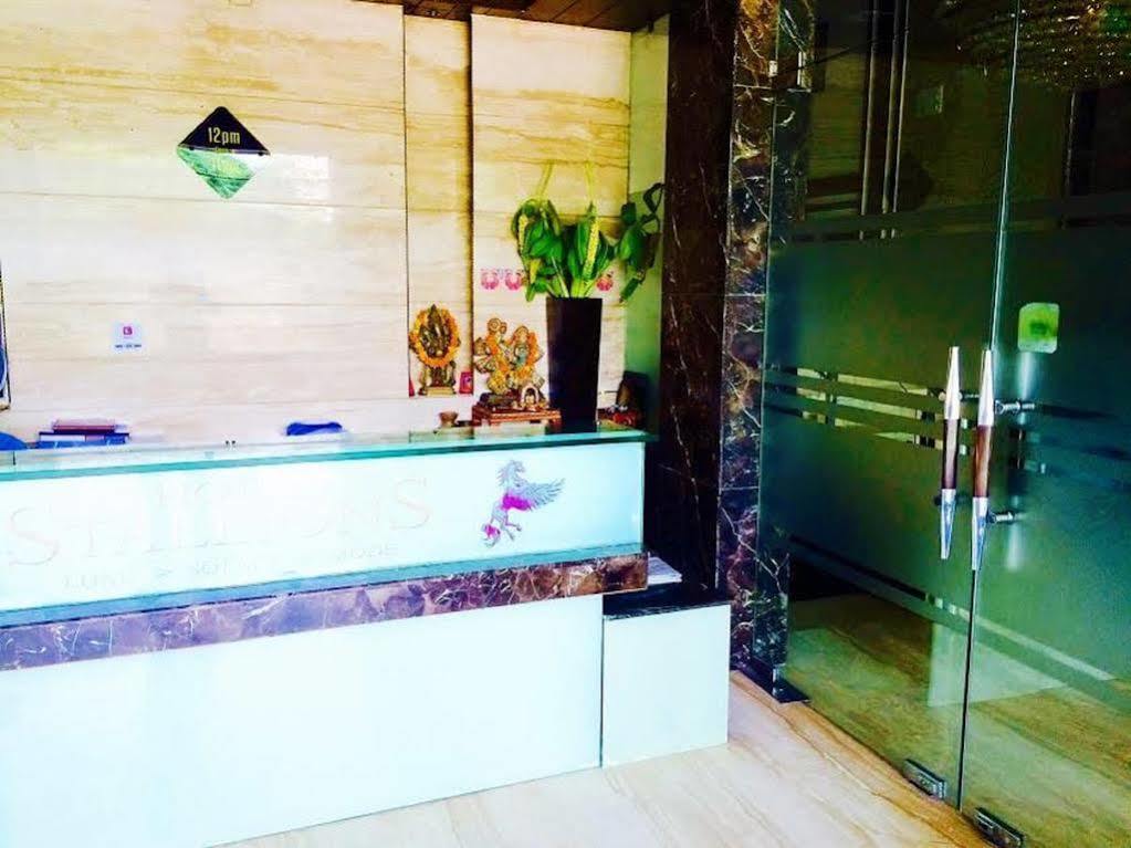 Fabhotel Admire Suites New Delhi Buitenkant foto